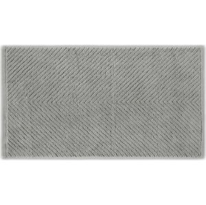Šedý bavlněný ručník 71x40 cm Chevron - Foutastic