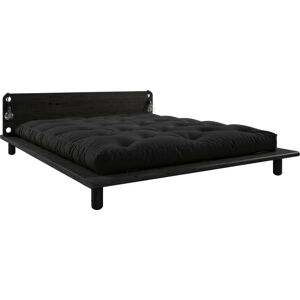 Černá dvoulůžková postel z masivního dřeva s čelem, lampičkami a černou matrací Comfort Karup Design Peek, 160 x 200 cm