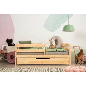 Dětská postel z borovicového dřeva s úložným prostorem v přírodní barvě 90x160 cm Mila CPD – Adeko