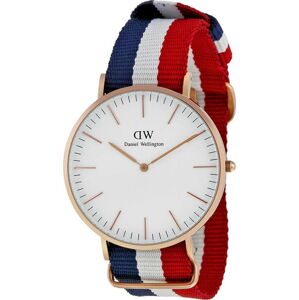 Hodinky s ciferníkem růžovozlaté barvy Daniel Wellington Cambridge, ⌀ 40 mm